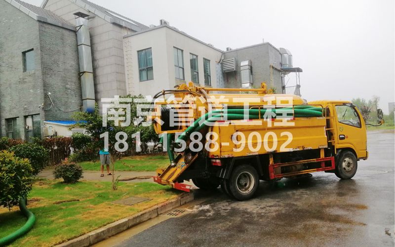 246南京小区化粪池清理