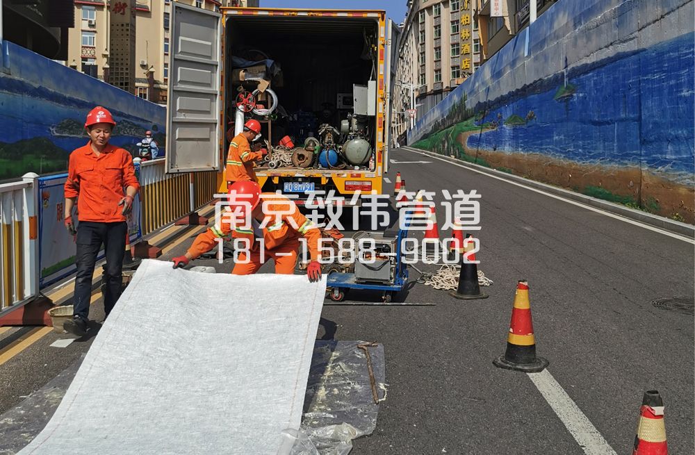 342南京市政箱货设备